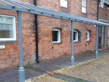 <p>Another view of the bicycle shelter at the University of Oxford. </p>
