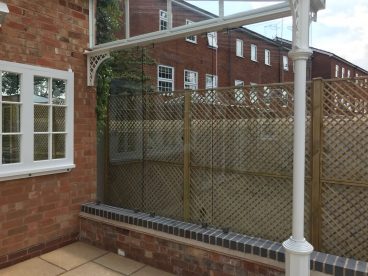 <p>This shows the toughened glass screens to the side of the Verandah in the previous image. </p>
