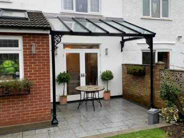 <p>This stylish area was created at the rear of this character property for our clients in Essex in February 2021. Using our trumpet columns and scroll quarter arches, finished in elegant black this provides an elegant and useful space all year round. </p>
