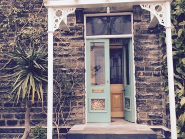 <p>This pretty porch utilises our Trumpet columns and circles arches to frame the entrance to this large home in Scotland. </p>
